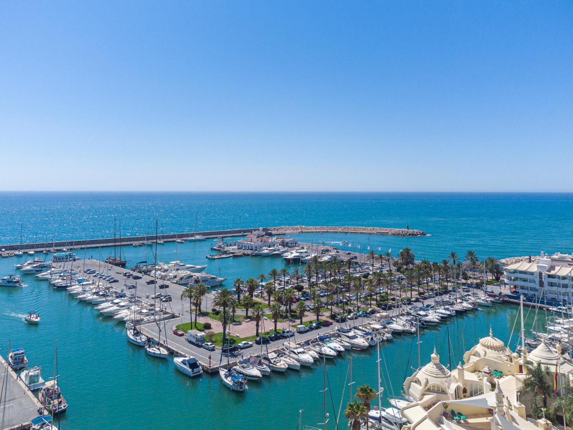 Brand New * Benalmádena